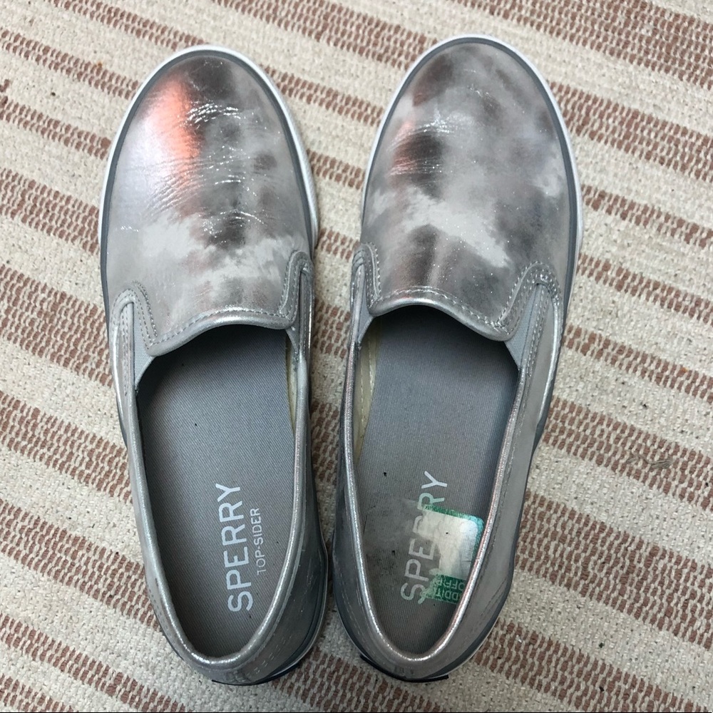 | Sperry | metallic slip ons. Size 7. - Picture 1 of 5
